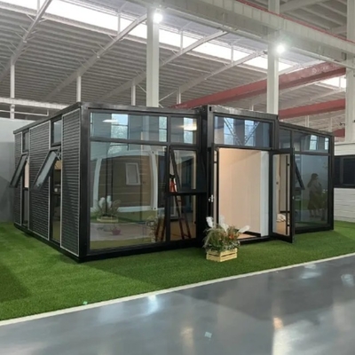 Casa de contenedores de lujo con baño y cocina